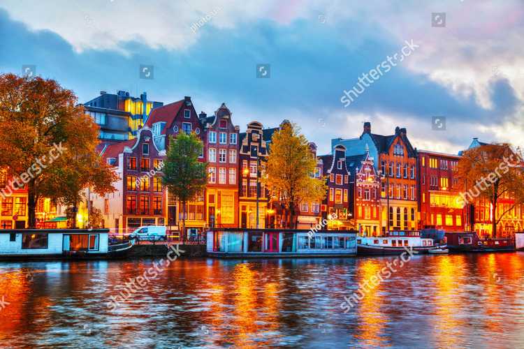 Amsterdam 8906