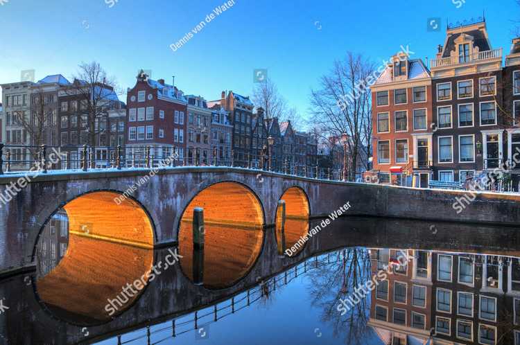 Amsterdam 8915